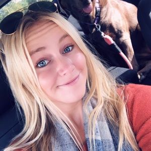 Meet your Posher, Mandy